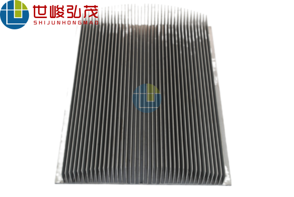 鋁型材散熱器有哪些優(yōu)點？如何去選購呢？